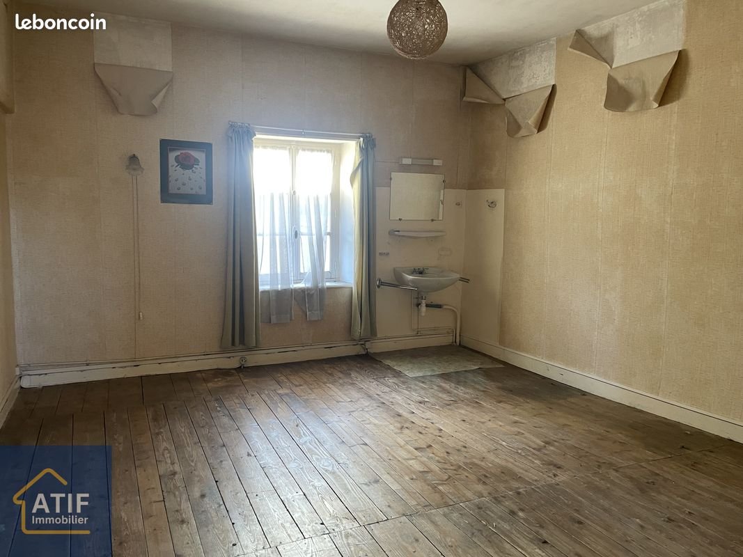 Maison à vendre, 180m², Noirétable