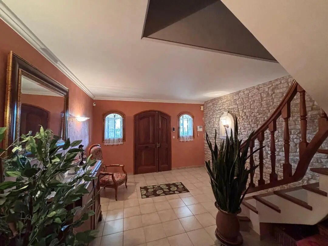 Maison à vendre, 236m², Saint-Privat-des-Vieux