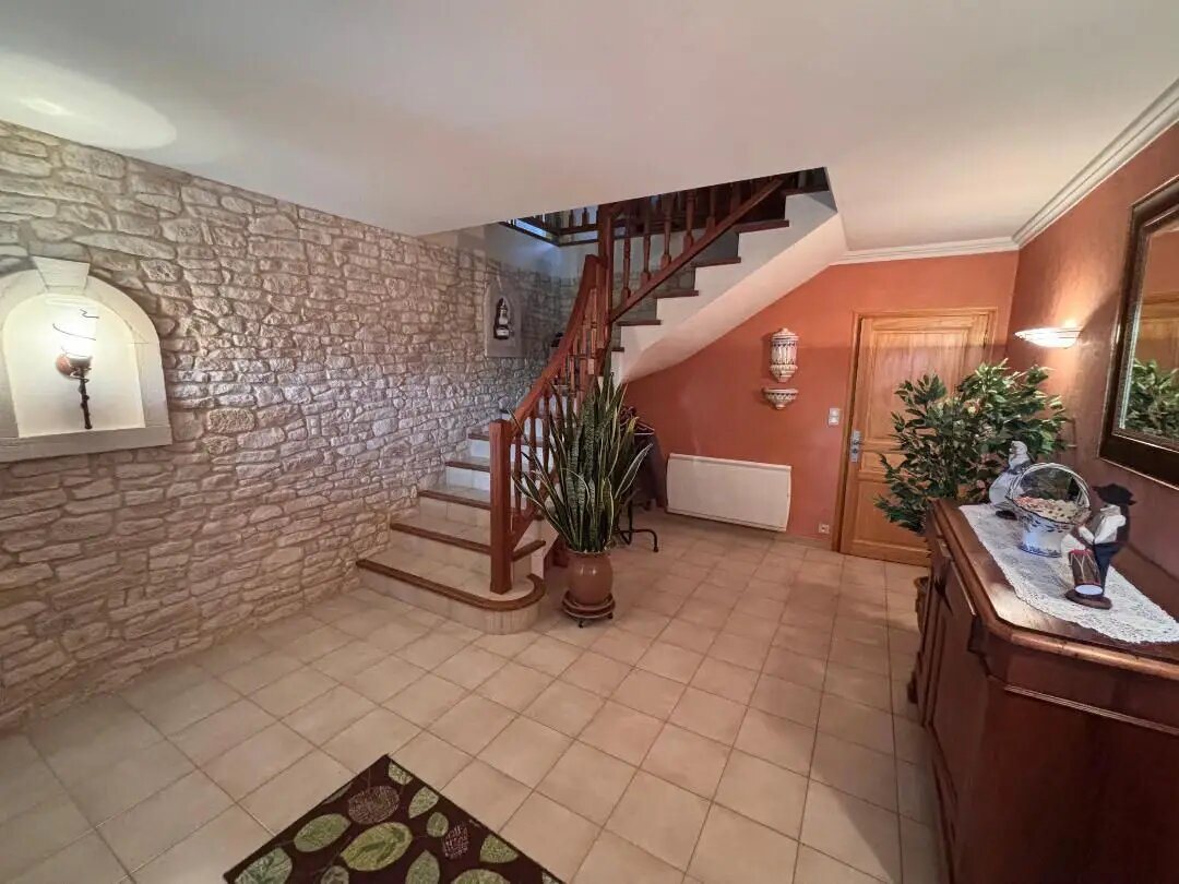 Maison à vendre, 236m², Saint-Privat-des-Vieux