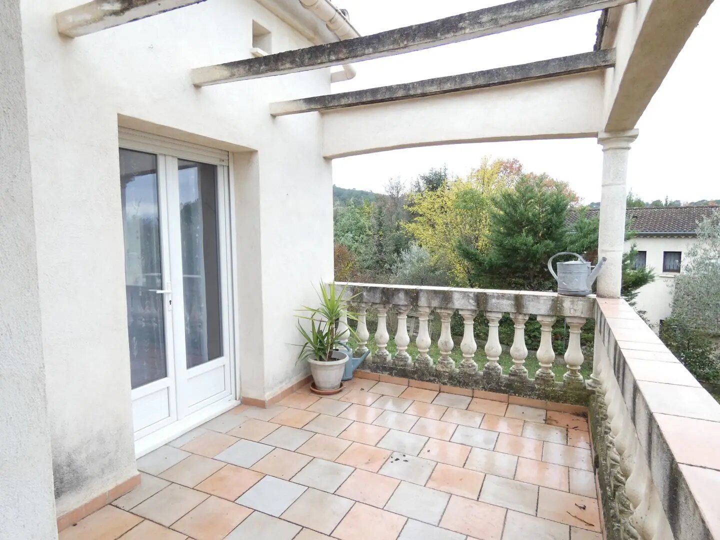 Maison à louer, 113m², Saint-Julien-les-Rosiers