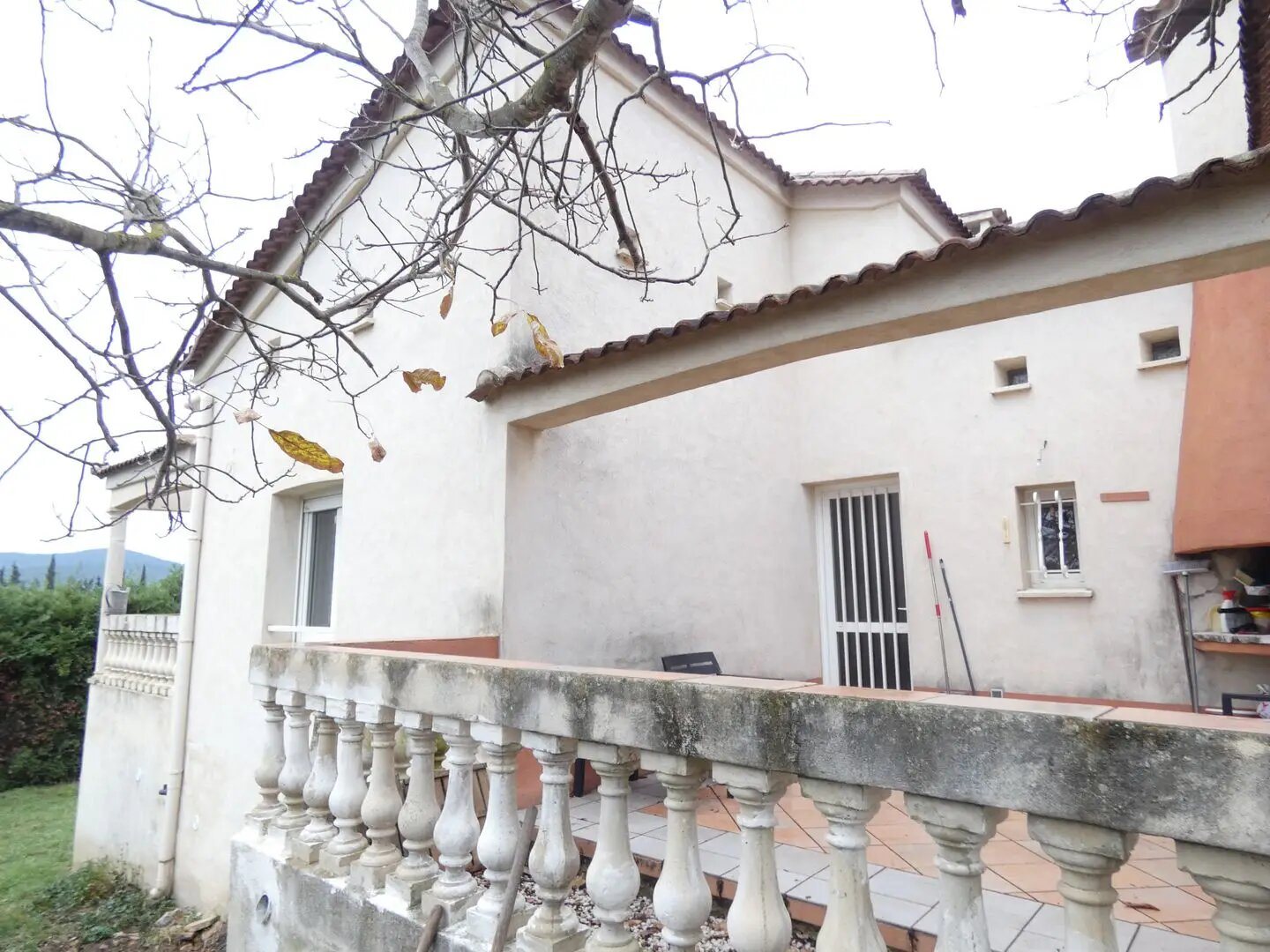 Maison à louer, 113m², Saint-Julien-les-Rosiers