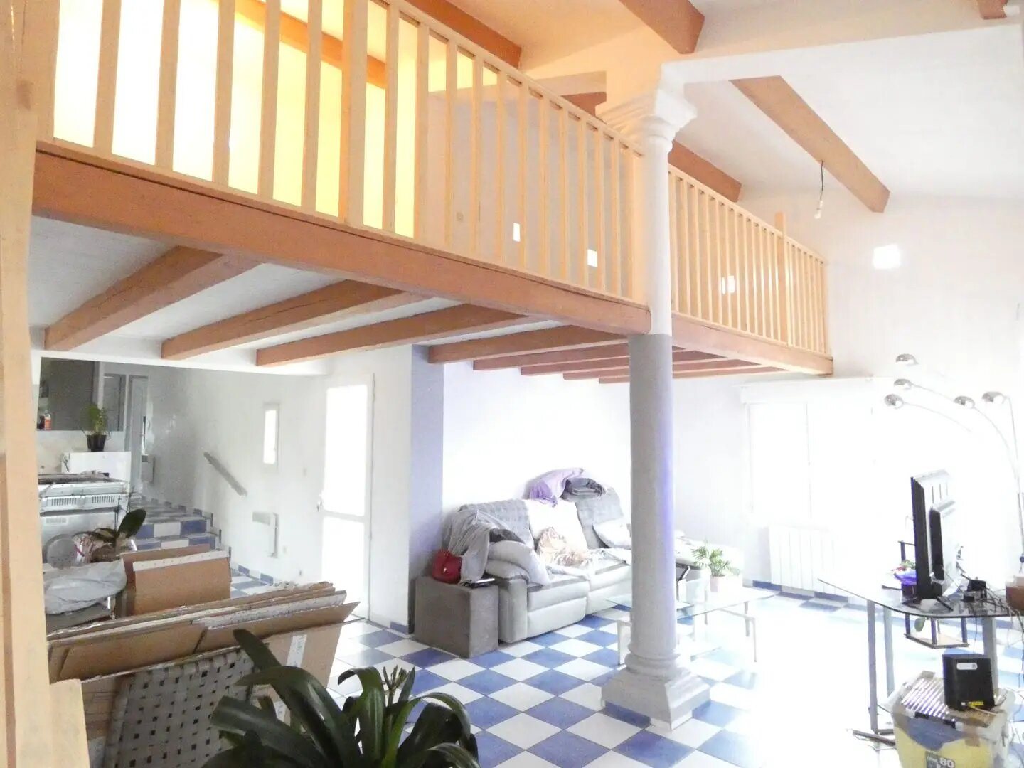 Maison à louer, 113m², Saint-Julien-les-Rosiers