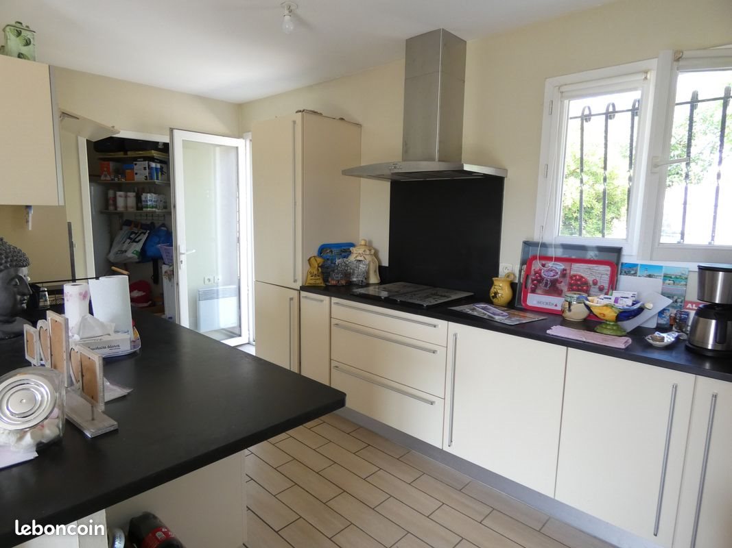 Maison à louer, 95m², Alès