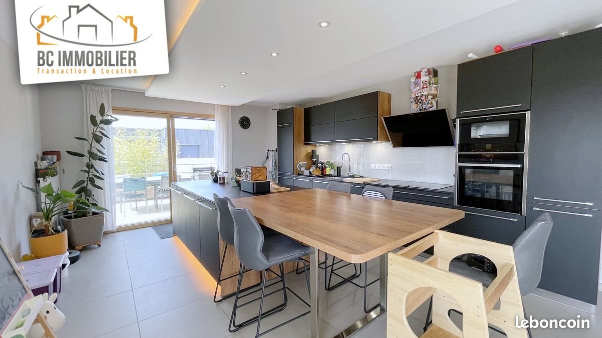 Appartement à vendre, 126m², Ornex