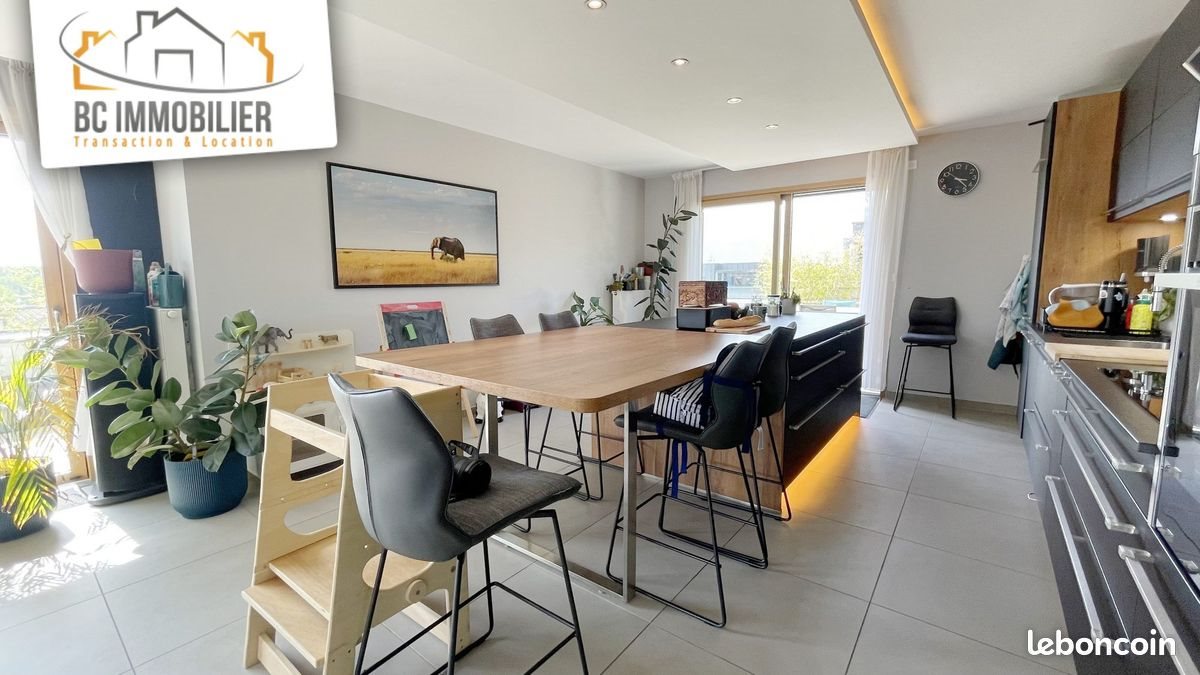 Appartement à vendre, 126m², Ornex