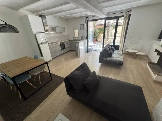 Maison à vendre, 99m², Eguilles