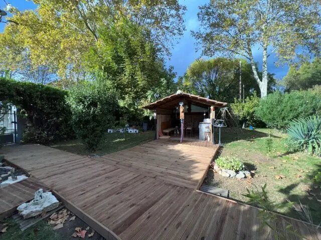 Maison à vendre, 150m², Peyrolles-en-Provence