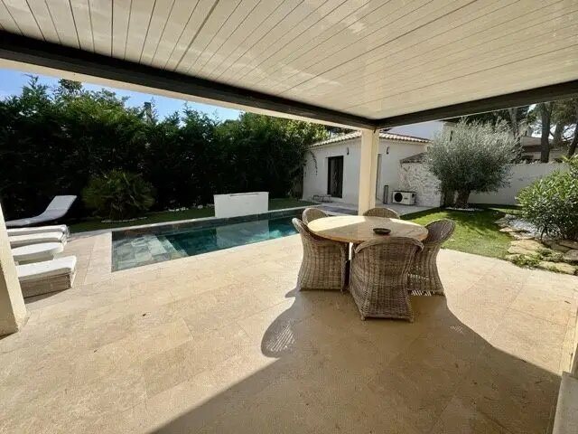 Maison à vendre, 117m², Eguilles