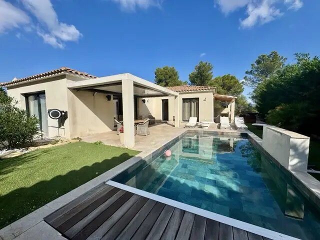 Maison à vendre, 117m², Eguilles