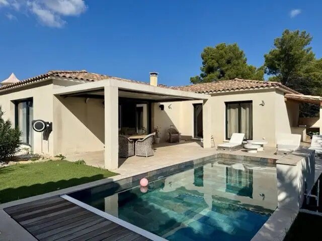 Maison à vendre, 117m², Eguilles