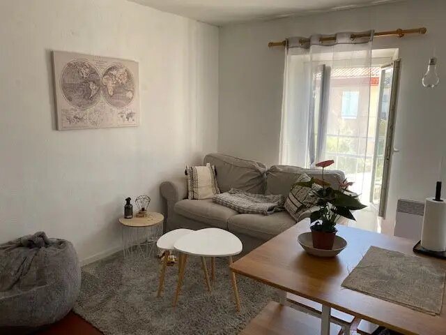 Appartement à louer, 46m², Peyrolles-en-Provence