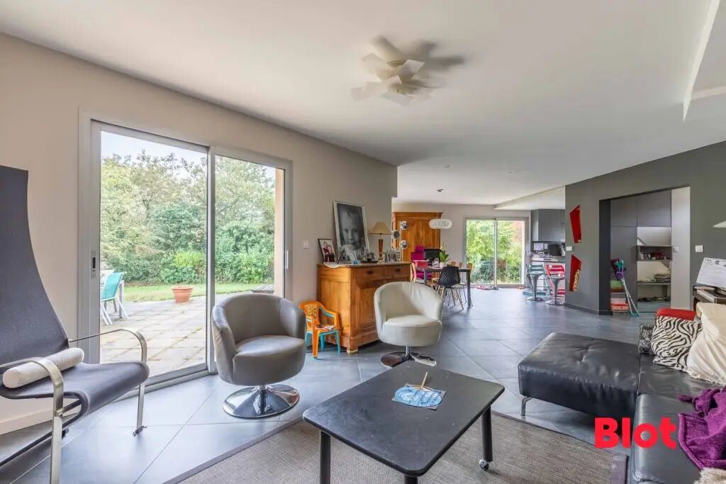 Maison à vendre, 169m², Vezin-le-Coquet