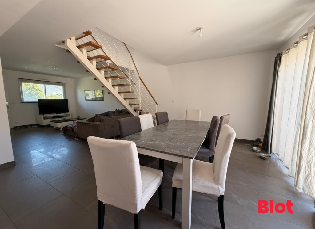 Maison à vendre, 122m², Vezin-le-Coquet