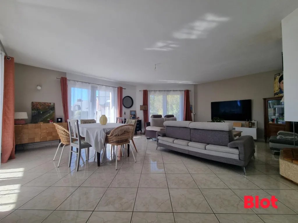 Maison à vendre, 135m², Vezin-le-Coquet