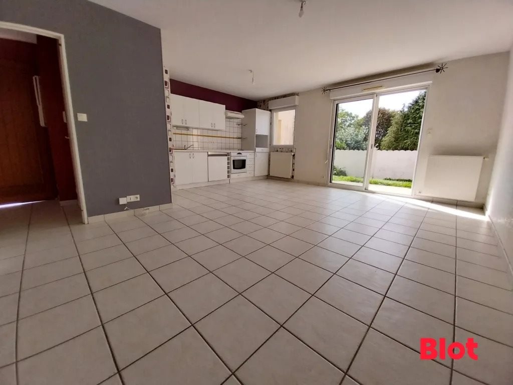 Maison à vendre, 75m², Romillé