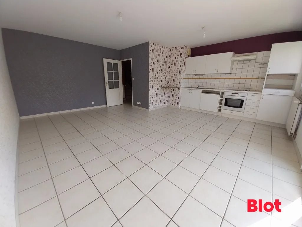 Maison à vendre, 75m², Romillé