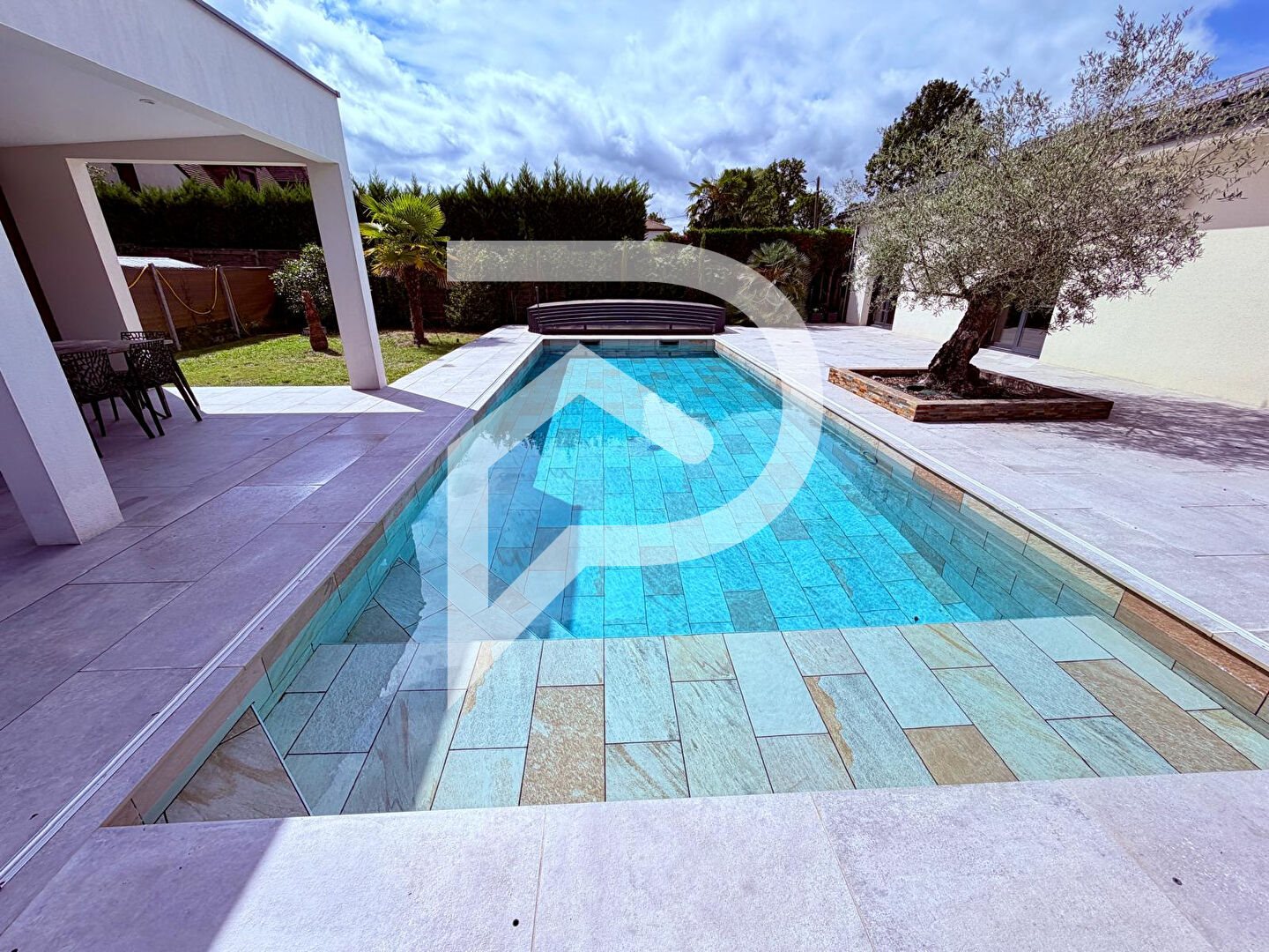 Maison à louer, 143m², Coulounieix-Chamiers