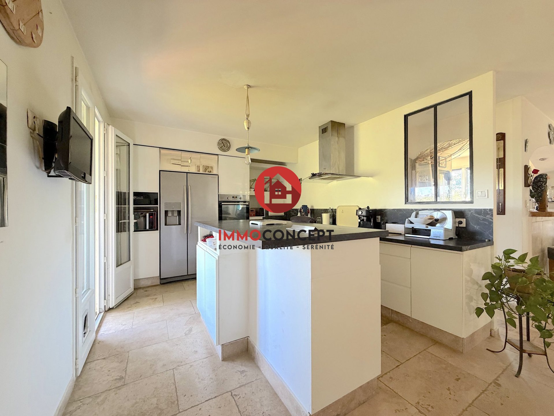 Maison à vendre, 164m², Saint-Victor-la-Coste