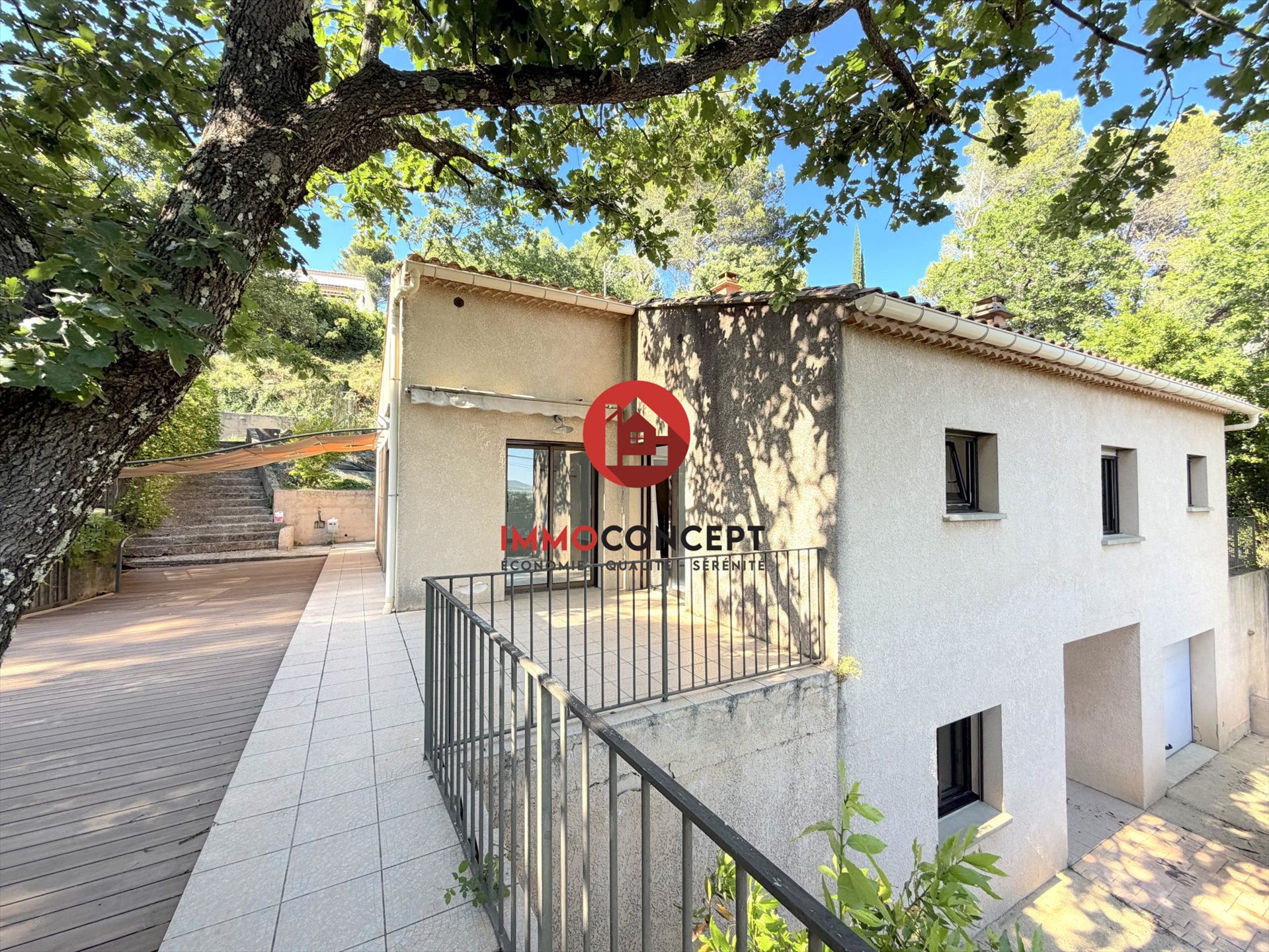 Maison à vendre, 135m², Laudun-l'Ardoise