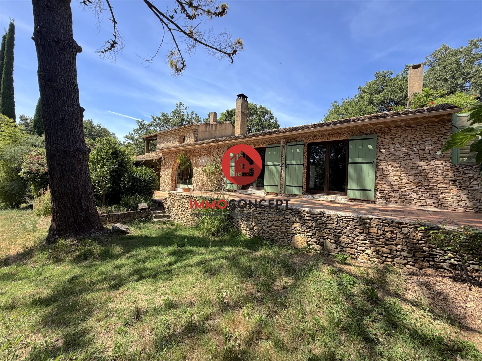 Maison à vendre, 268m², Domazan