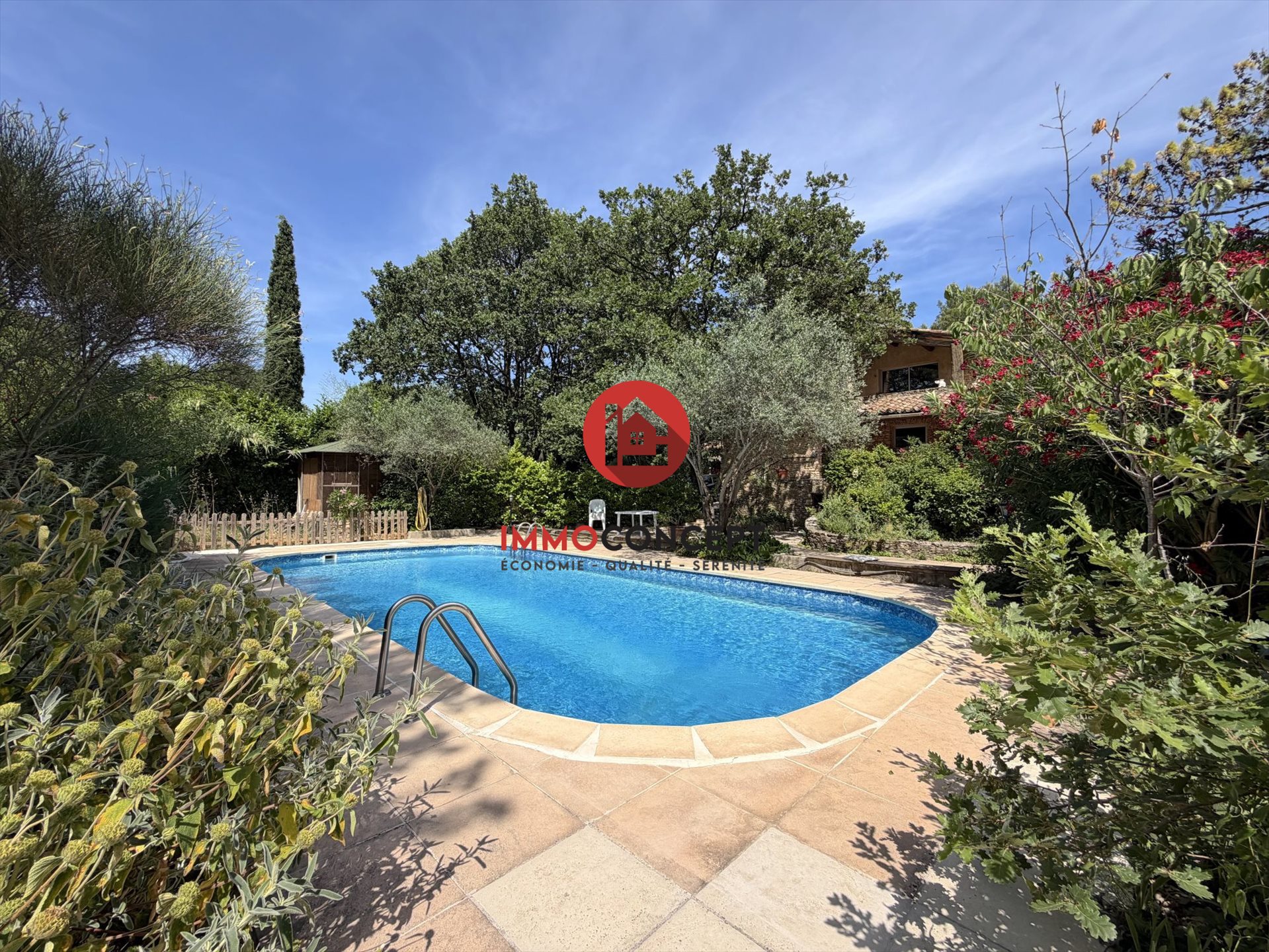 Maison à vendre, 268m², Domazan