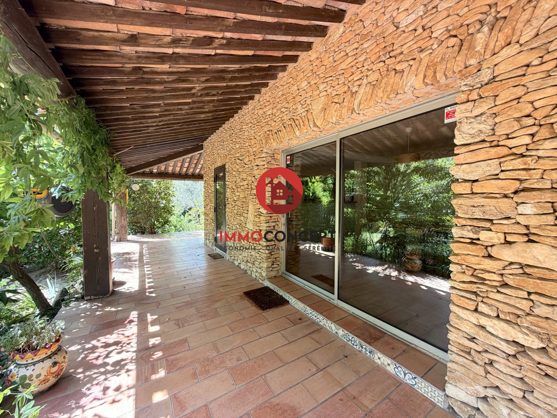 Maison à vendre, 268m², Domazan