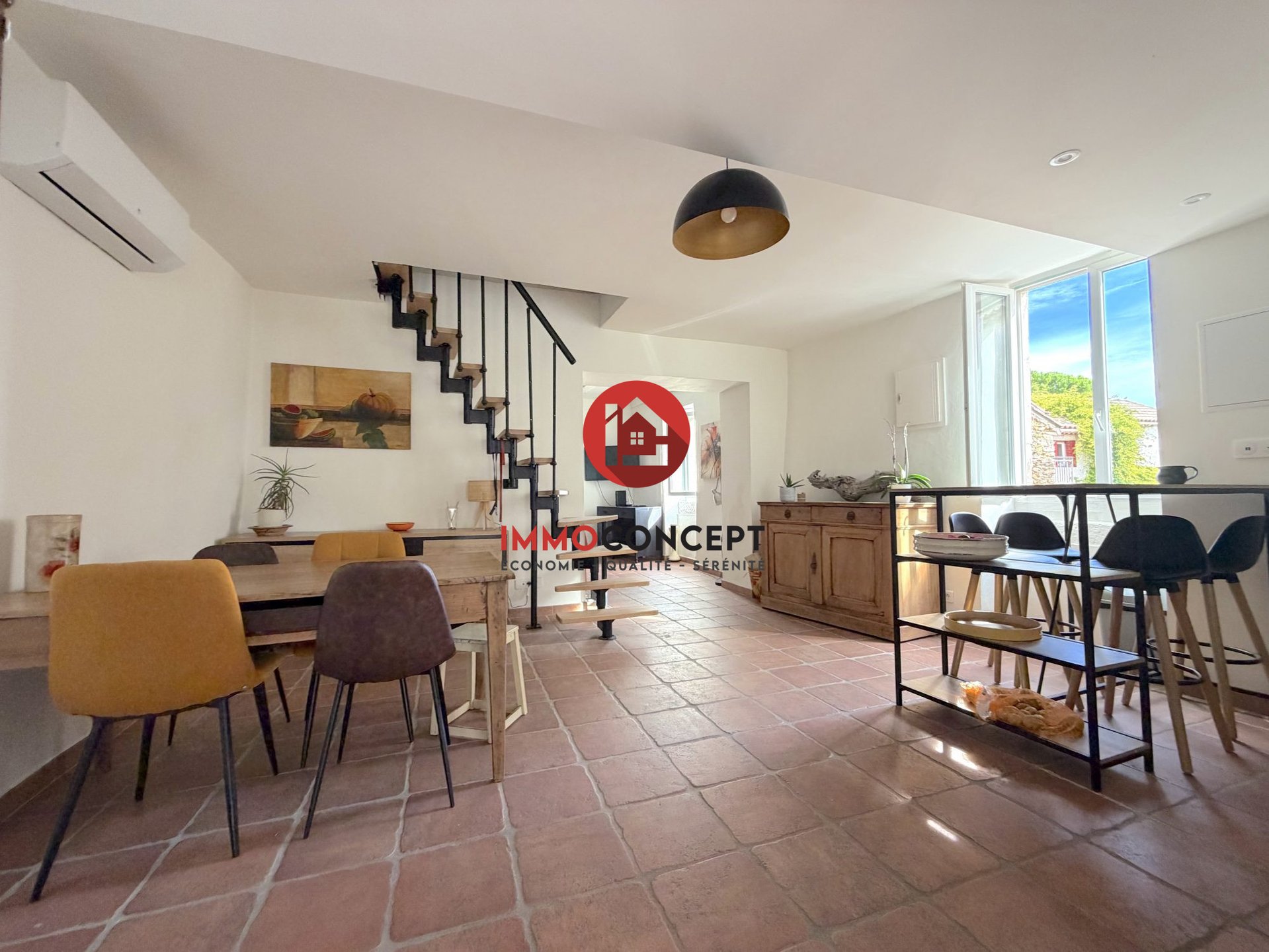 Maison à vendre, 101m², Saint-Marcel-de-Careiret