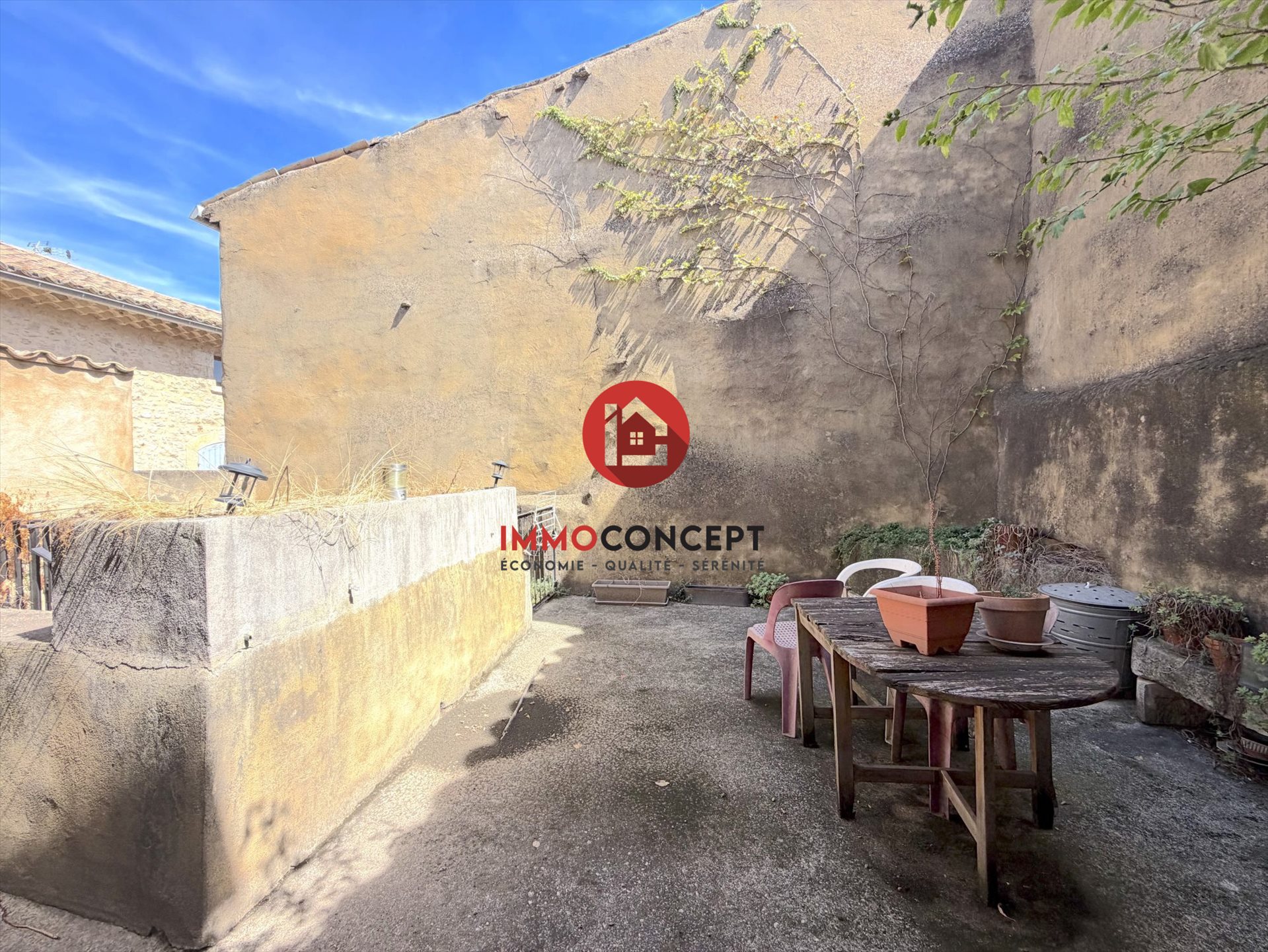 Maison à vendre, 72m², Chusclan
