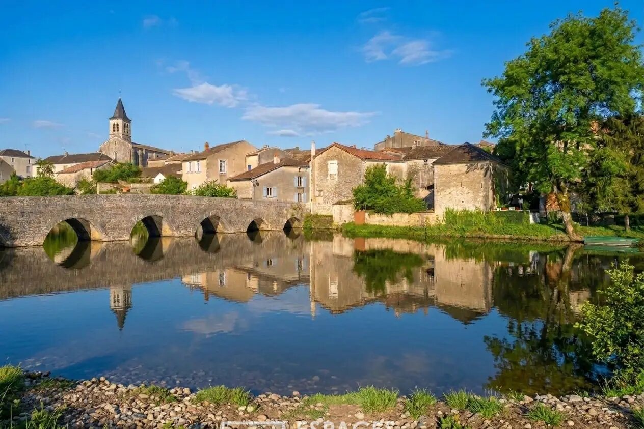 Maison à vendre, 262m², Sanxay