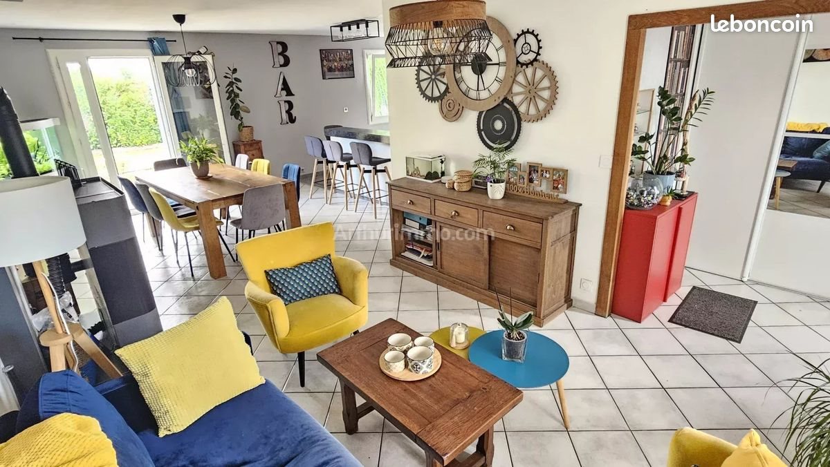 Maison à vendre, 139m², Emiéville