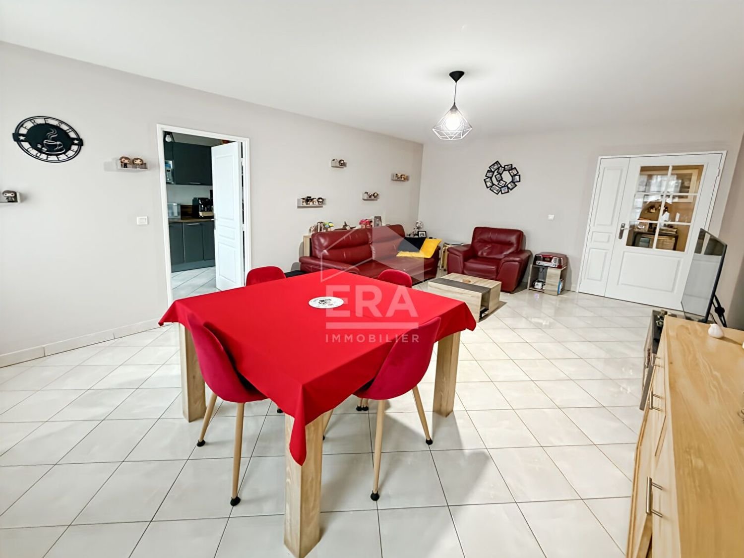 Appartement à vendre, 93m², Saint-Fargeau-Ponthierry
