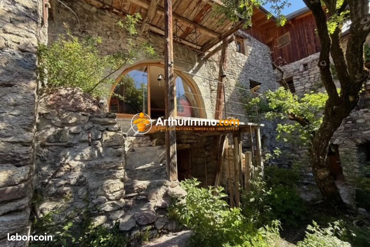 Maison à vendre, 230m², Eygliers