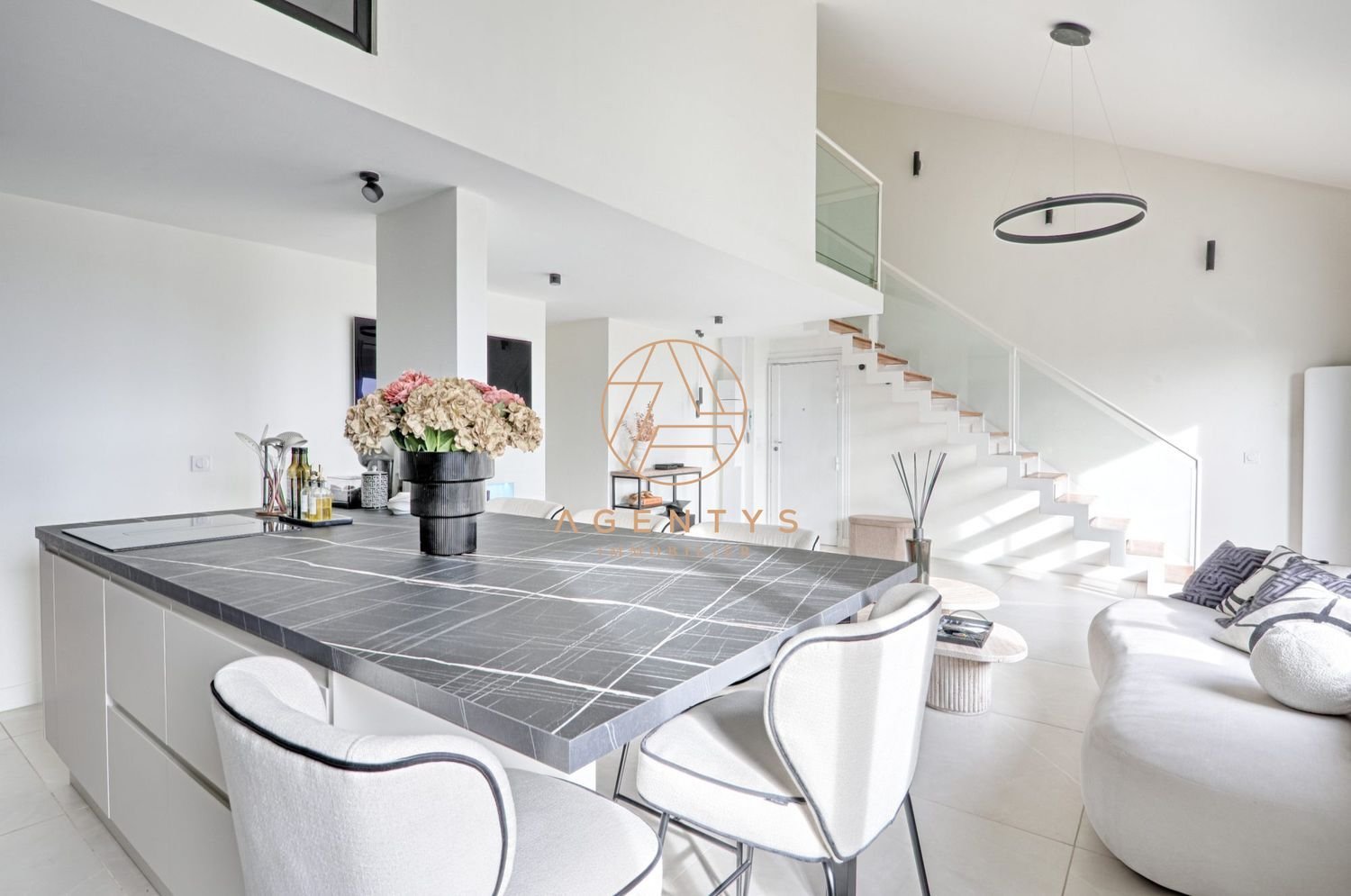 Appartement à vendre, 99m², Saint-Maur-des-Fossés