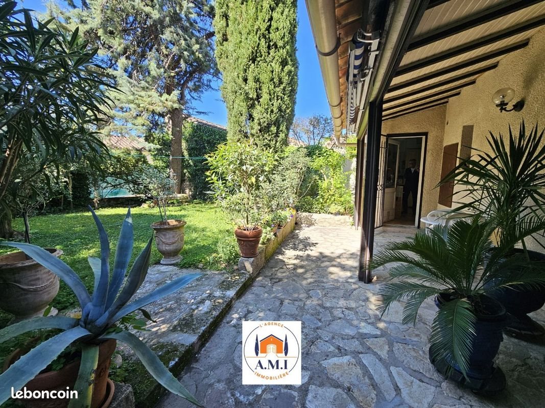 Maison à vendre, 150m², Sommières