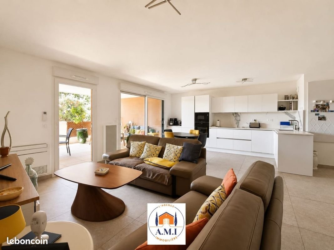 Appartement à vendre, 90m², Castries
