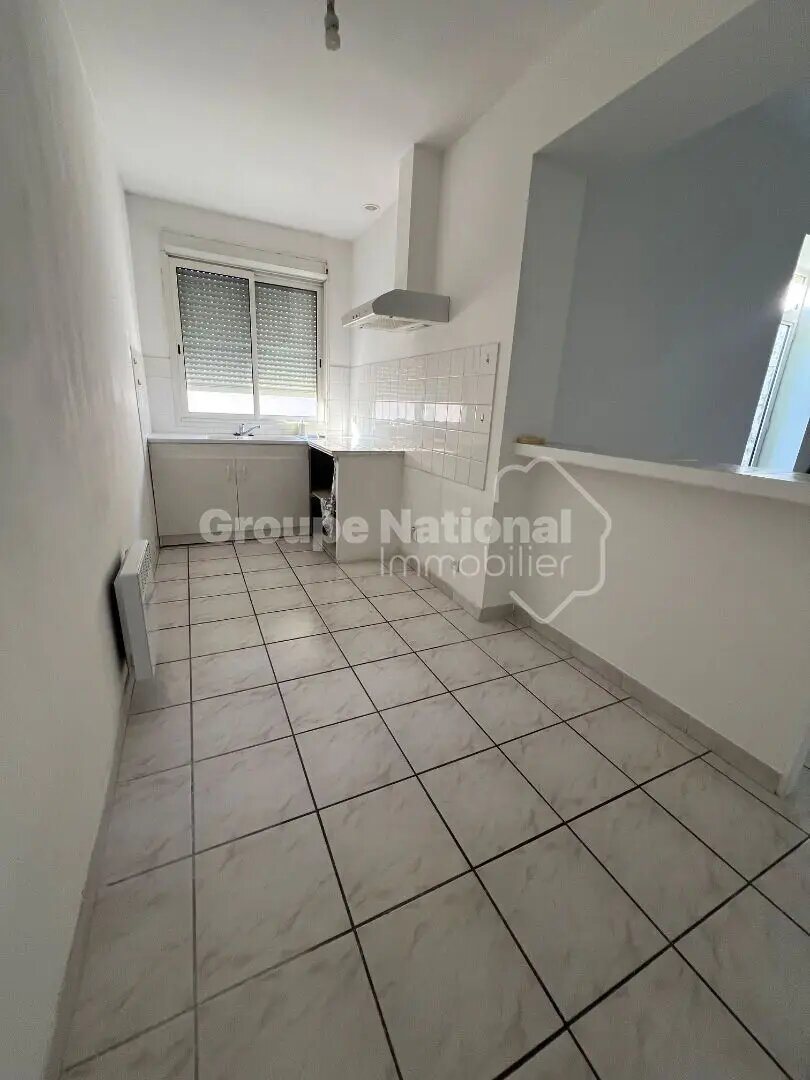 Maison à louer, 95m², Saint-Laurent-d'Aigouze