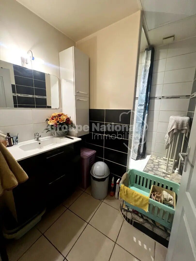 Appartement à louer, 44m², Saint-Laurent-d'Aigouze