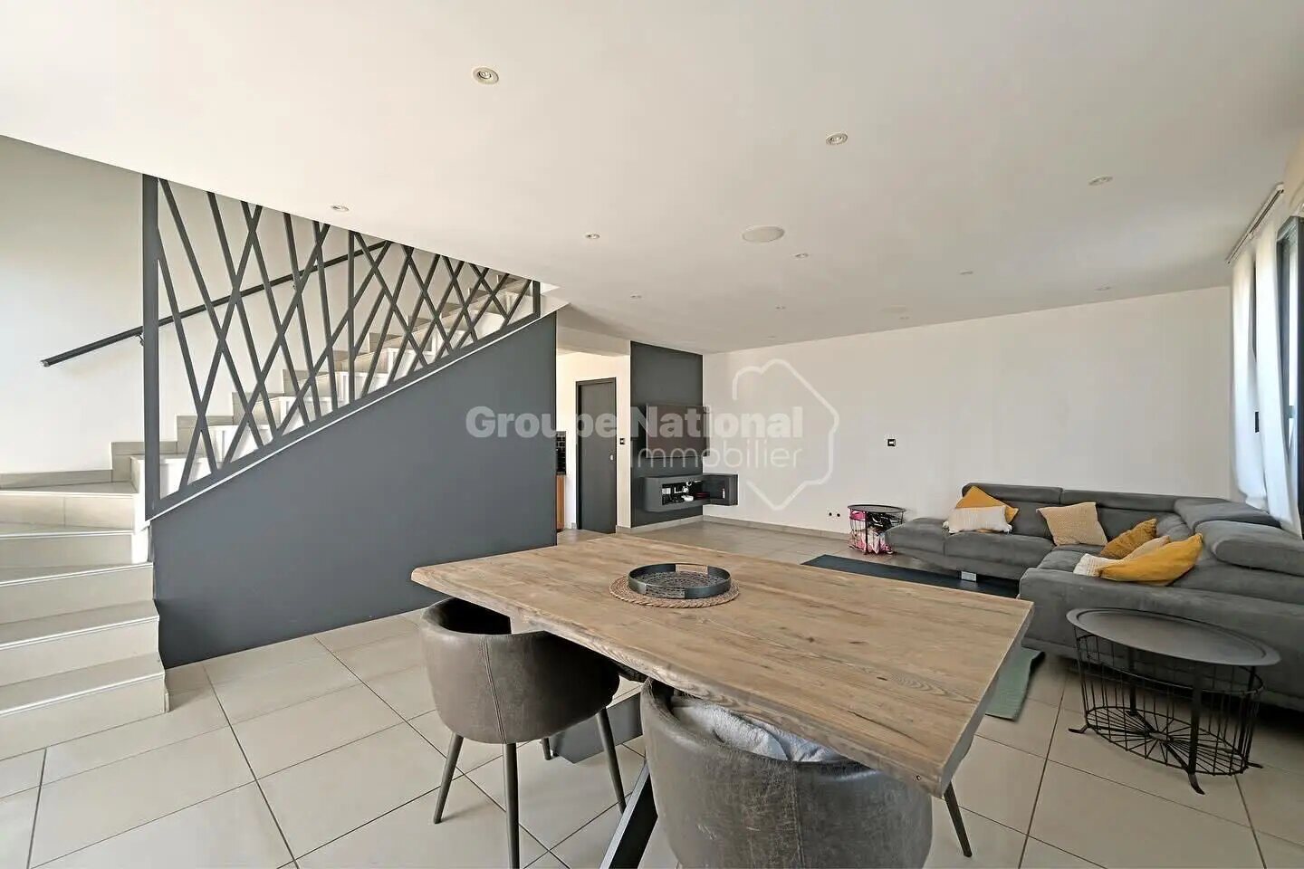 Maison à louer, 118m², Aimargues