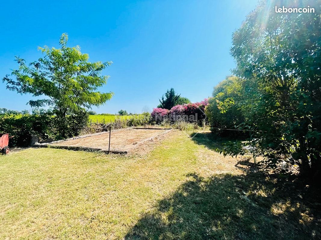 Maison à vendre, 321m², Saint-Laurent-d'Aigouze