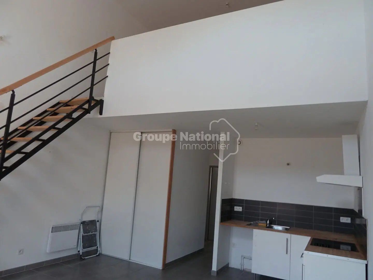 Appartement à louer, 85m², Aimargues