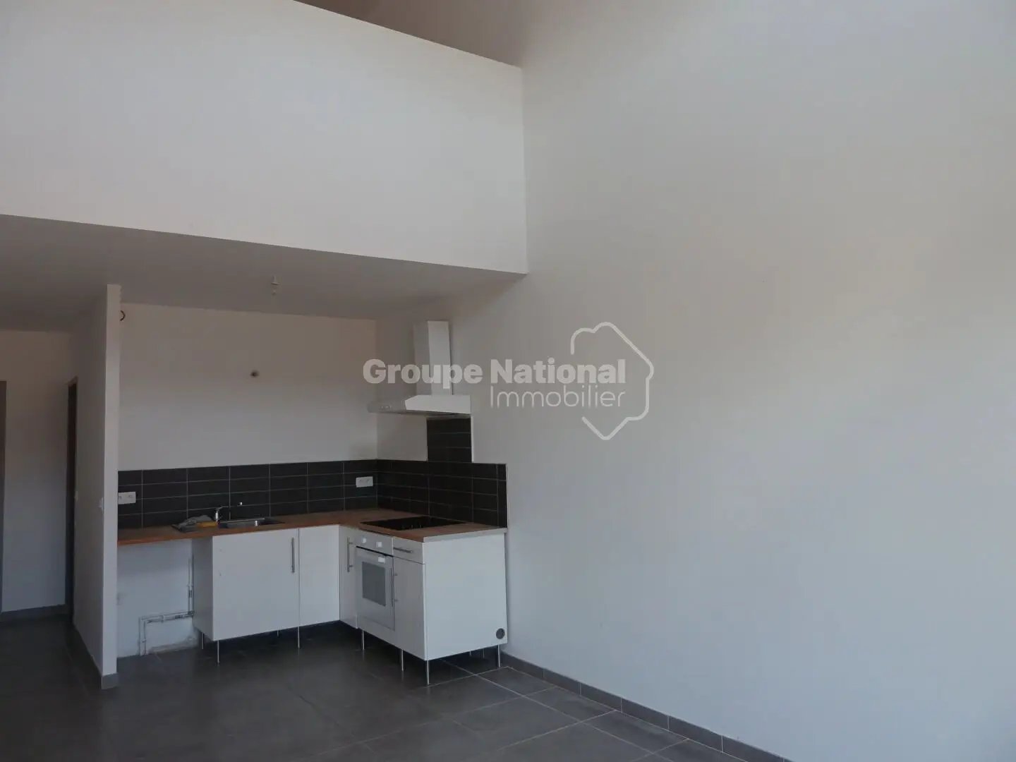 Appartement à louer, 85m², Aimargues