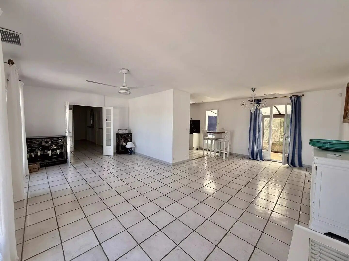 Maison à vendre, 113m², Caves