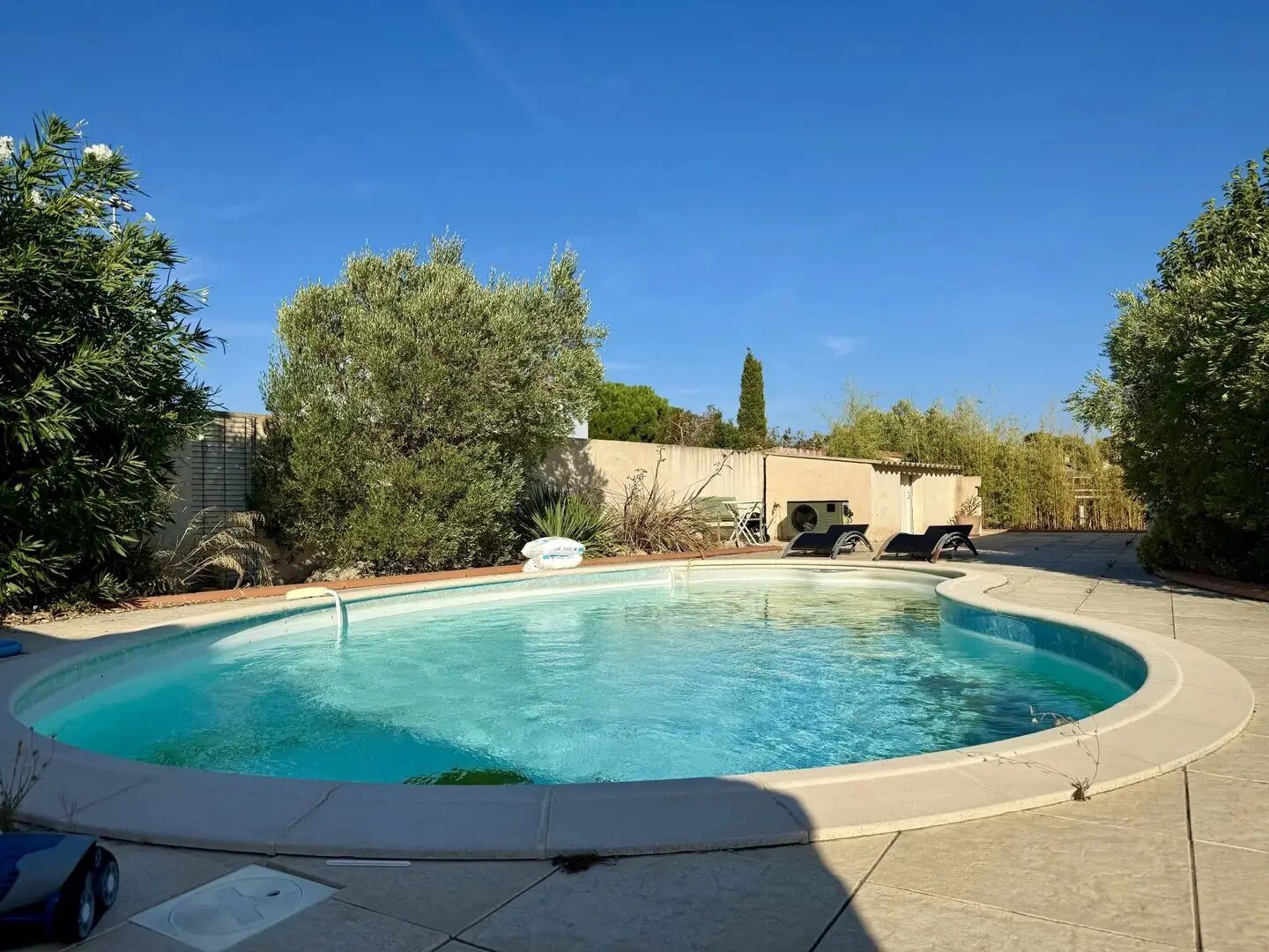 Maison à vendre, 92m², Caves