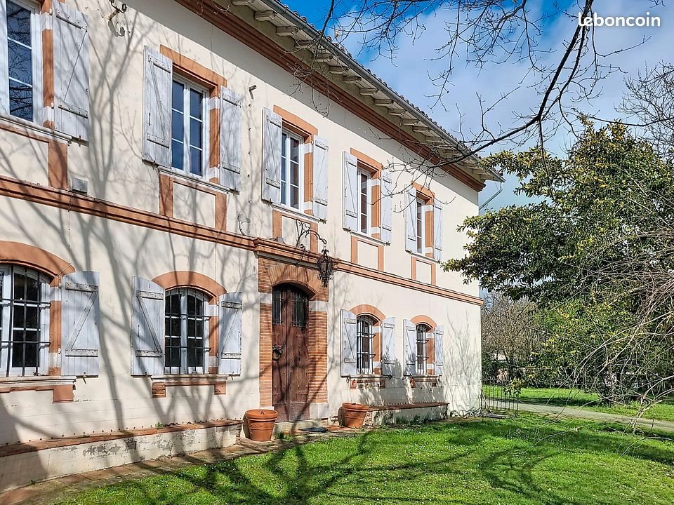 Maison à vendre, 329m², La Salvetat-Saint-Gilles