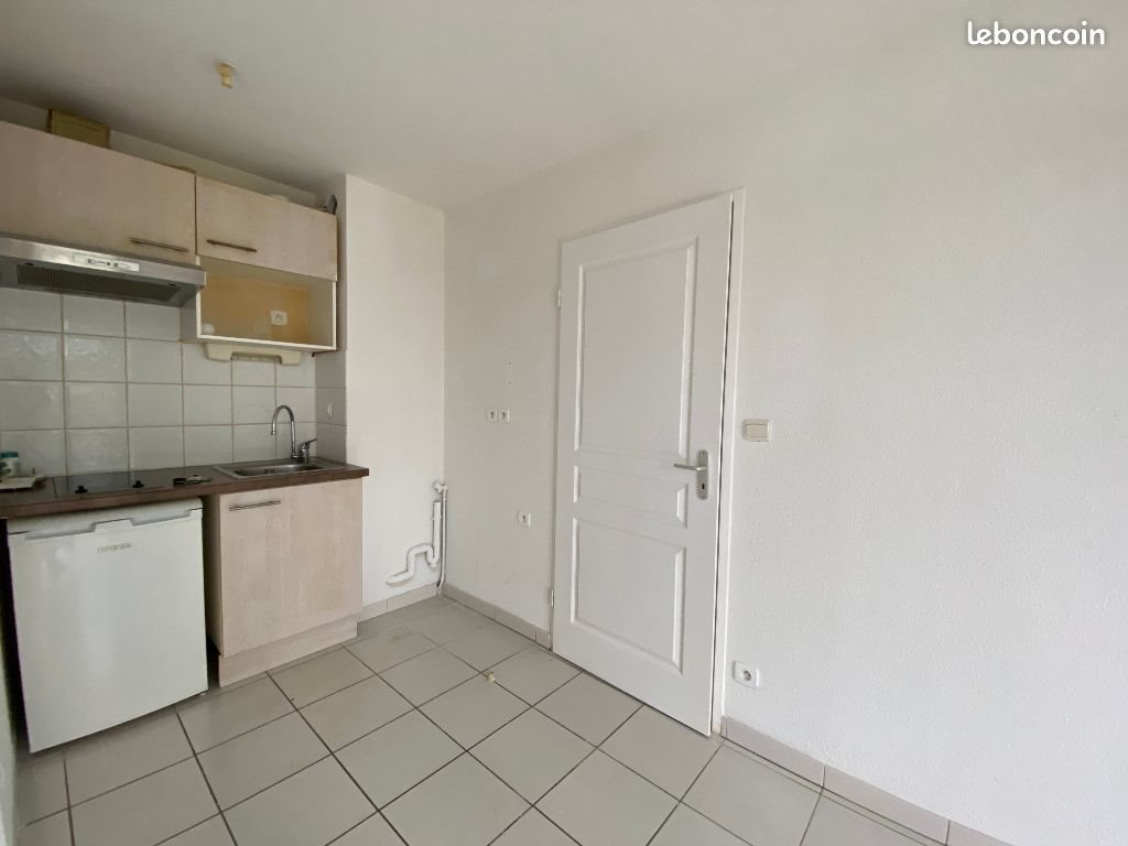 Appartement à louer, 32m², Roques