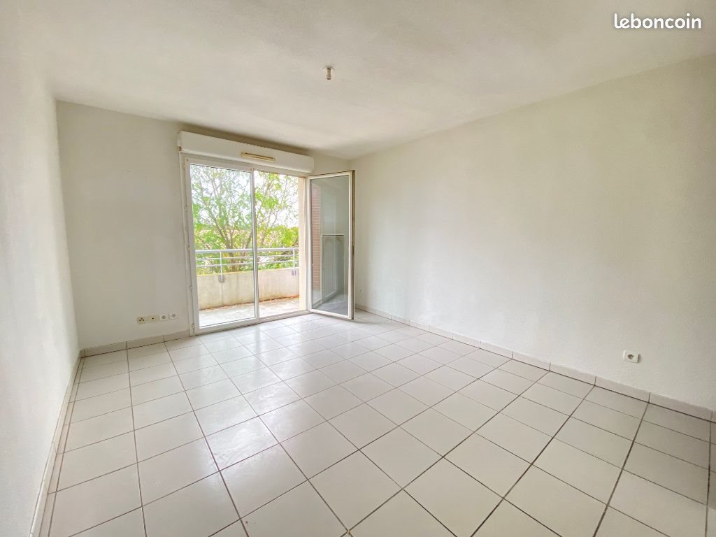 Appartement à louer, 32m², Roques