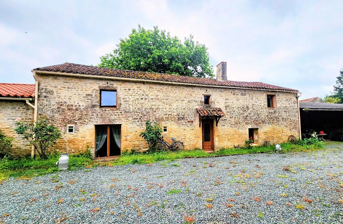 Maison à vendre, 358m², Saint-Hilaire-des-Loges