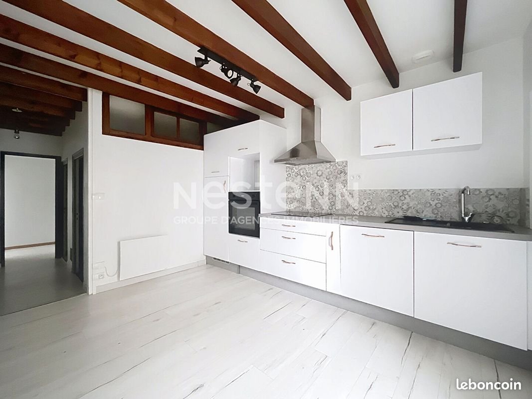 Maison à louer, 58m², Mervent