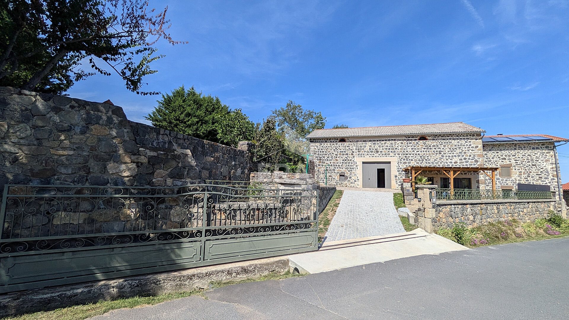Maison à vendre, 111m², Vernassal