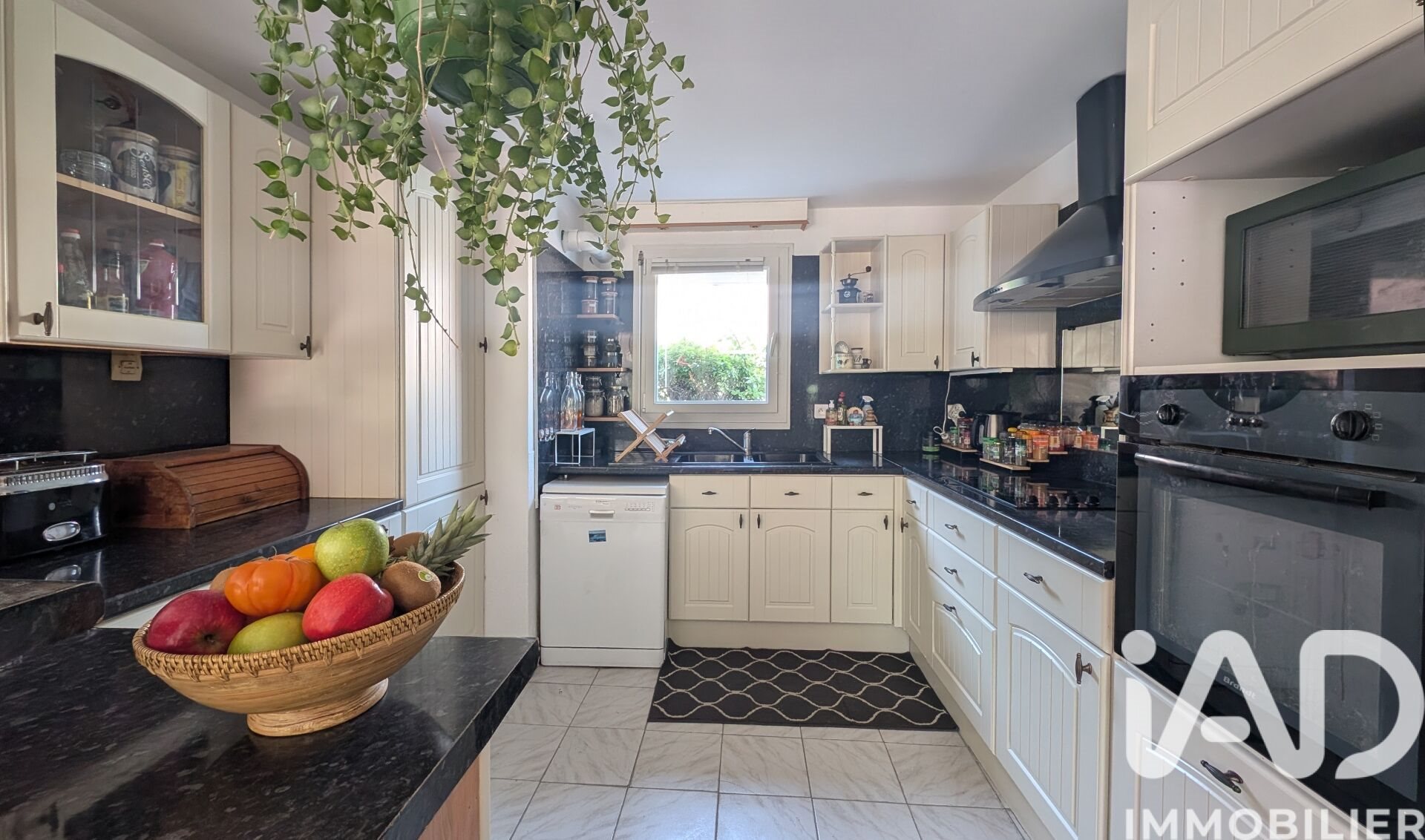 Maison à vendre, 96m², La Ville-du-Bois